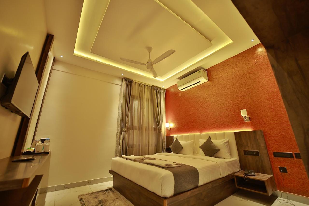 The Mysore Grand Exterior foto